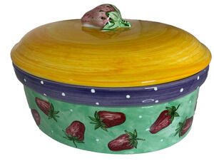 Essex Collection Fruit-Punch Strawberries 3 Quart Covered Casserole 12x11x6